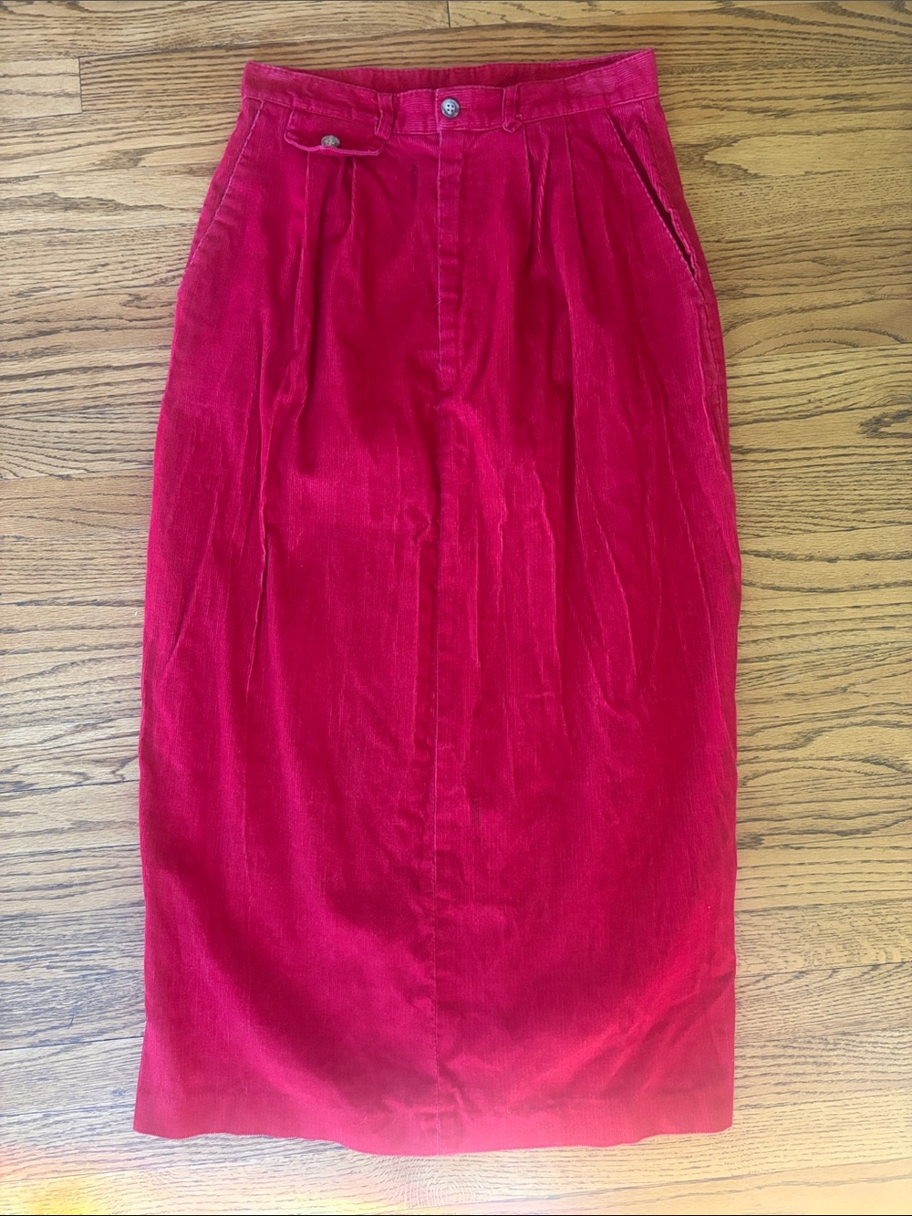 VTG Selections by Manor House Red Corduroy Maxi Skirt - Size 12 Style 90122